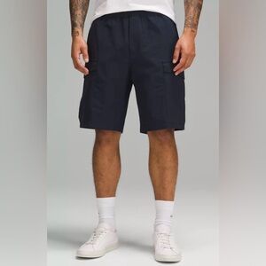 Lululemon VersaTwill Cargo Pocket Short in True Navy